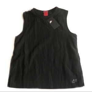 Nike women’s mesh black tank